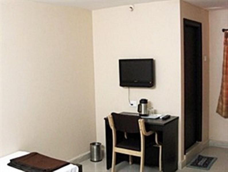 Dwaraka Inn Хайдарабад Номер фото